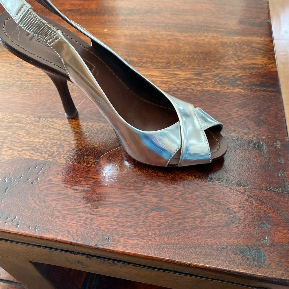 BCBG Max Azaria silver sandals. Size 5-1/2.